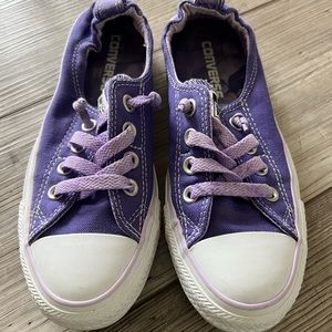 Converse sneakers size 6